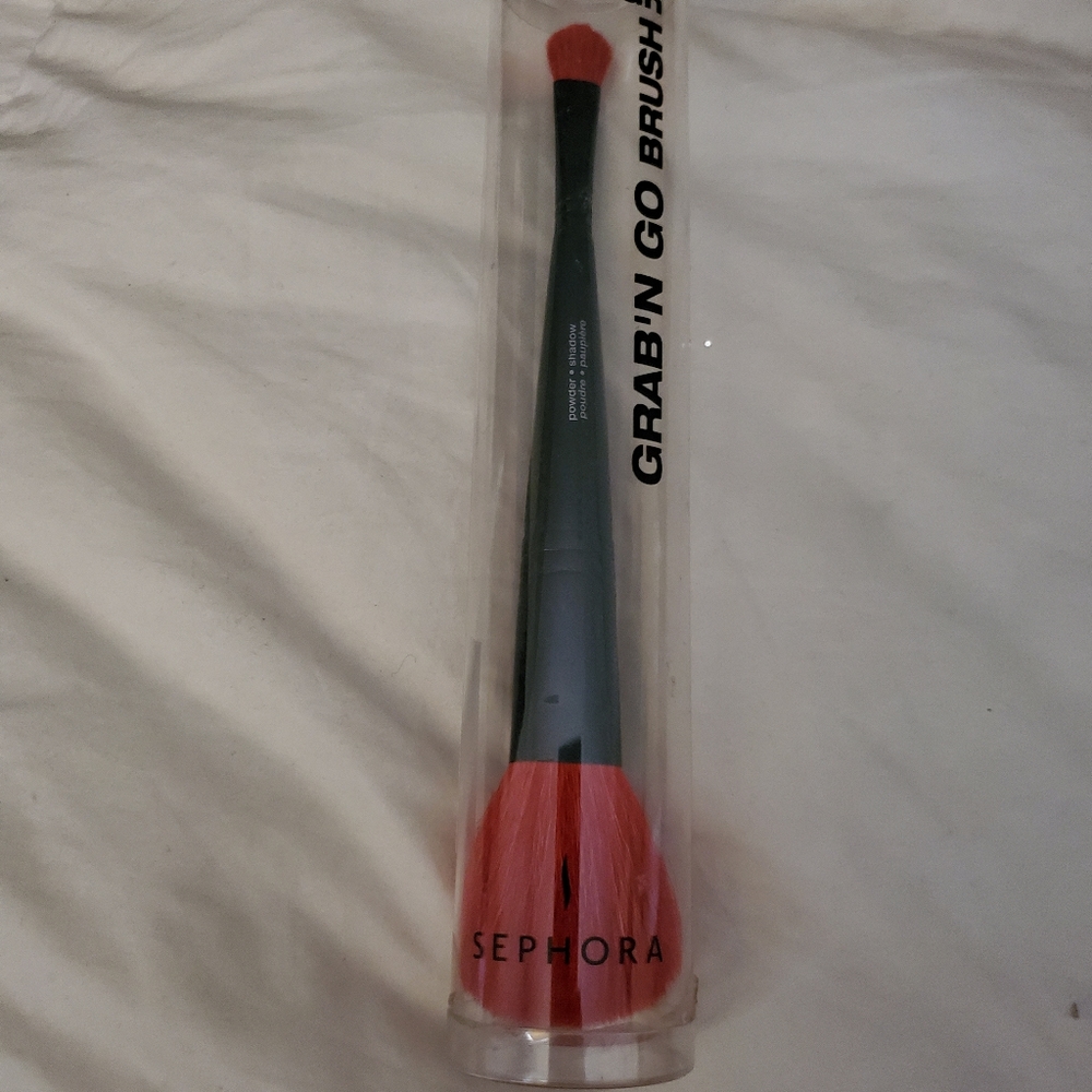 BNIB SEPHORA MAKEUP BRUSH